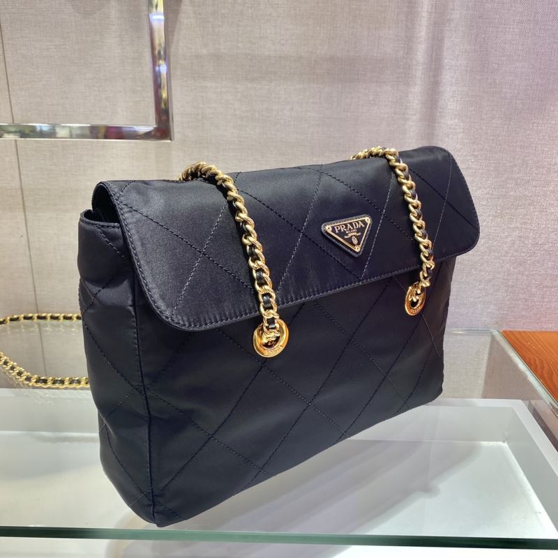 Pra*a tote bags